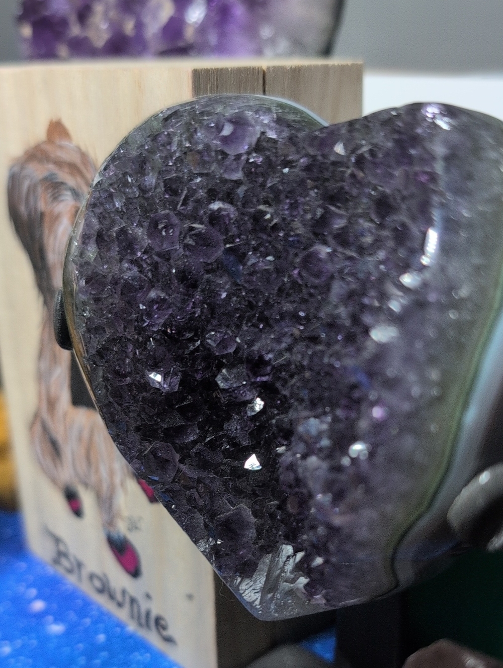 Calcite Diamond Tooth Purple Majestic Amethyst Heart And Stand